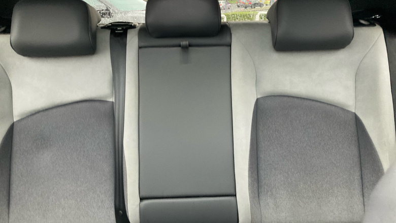 Volkswagen ID.3 150kW Family Pro Performance 58kWh 5dr Auto Electric Hatchback